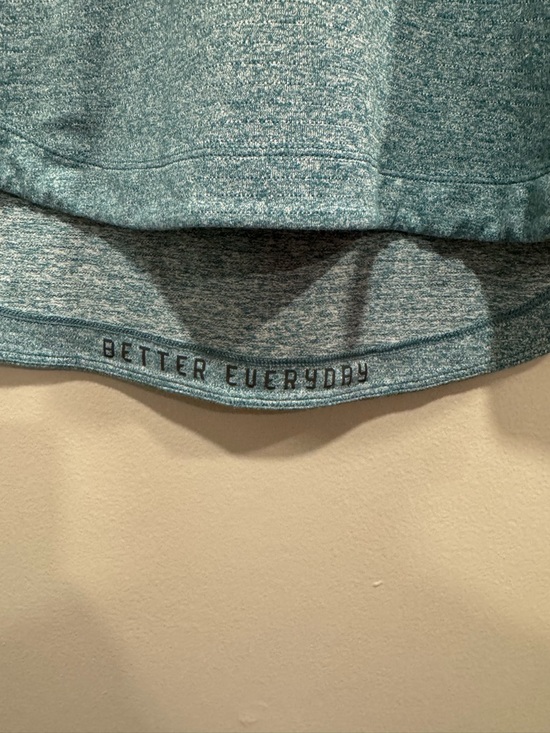 Lululemon License To Train Short Sleeve Shirt Size Medium - Picture 4 of 5